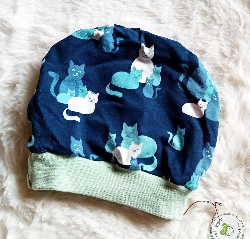 Baby Beanie  KATZEN BLUMEN / 9-12 Monate Baby Beanie  KATZEN BLUMEN / 9-12 Monate