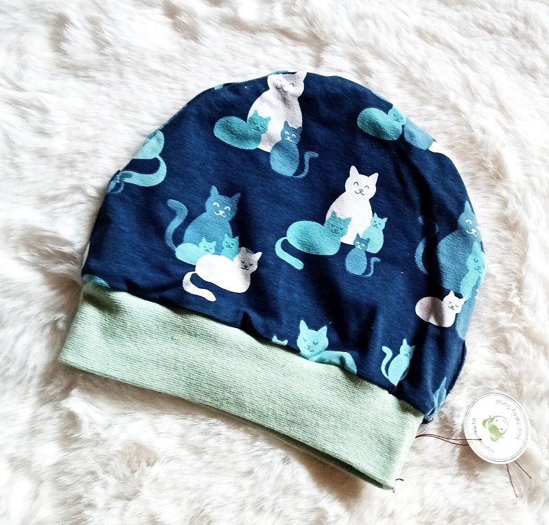 Baby Beanie  KATZEN DREIECKE / 9-12 Monate Baby Beanie  KATZEN DREIECKE / 9-12 Monate