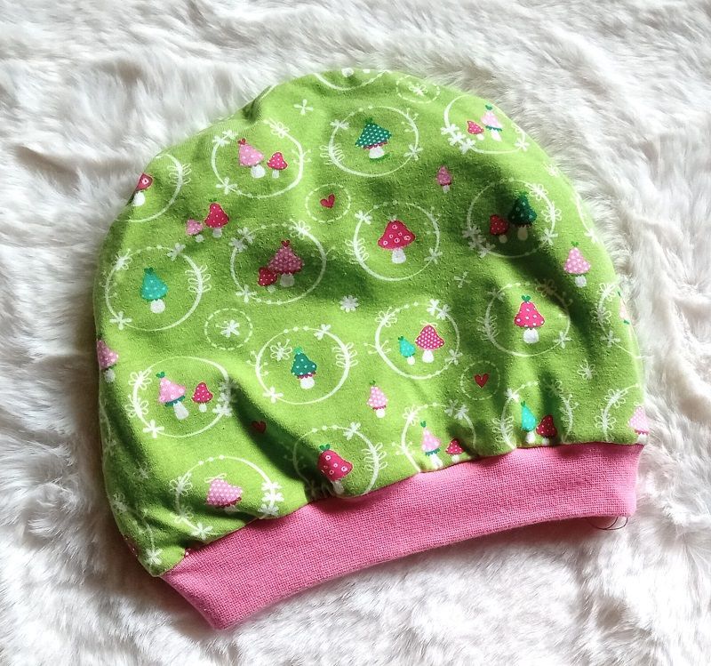 Kinder Beanie  GLUECKSPILZE / ab 18 Monaten Kinder Beanie  GLUECKSPILZE / ab 18 Monaten