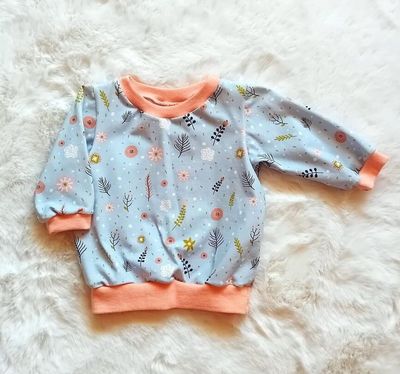 Baby Pullover GRAS & BLUMEN in Gr. 68 Baby Pullover GRAS & BLUMEN in Gr. 68