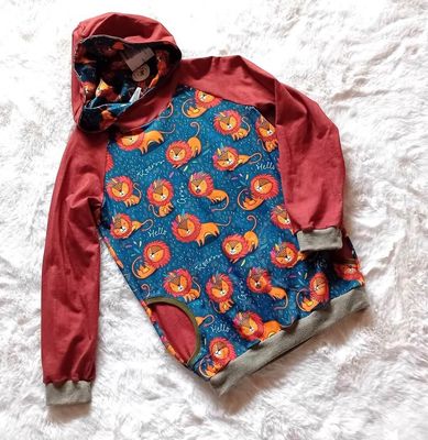 Kapuzenpullover Jungen LION KING in Gr. 134 Kapuzenpullover Jungen LION KING in Gr. 134