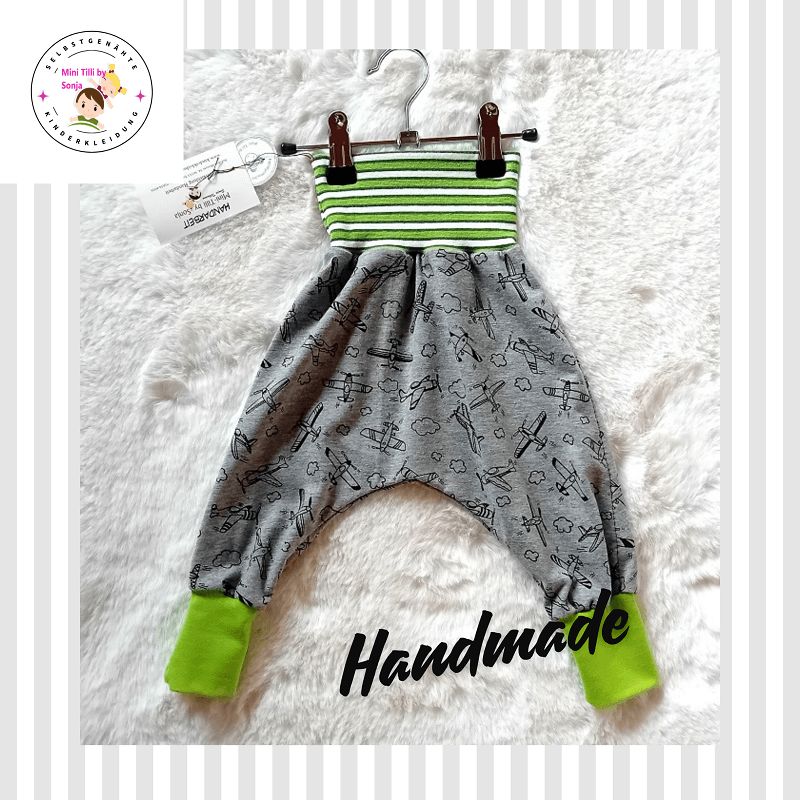 Baby Pumphose FLUGZEUGE in Gr. 68/74