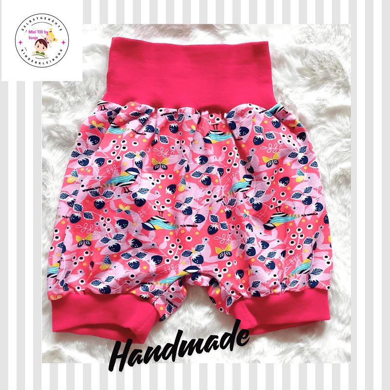 Kindershorts BEEREN in Gr. 80-92