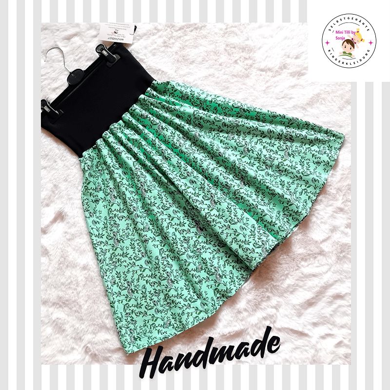 Damenrock Tellerrock  NELKEN  in Universal  Gr. 36-40