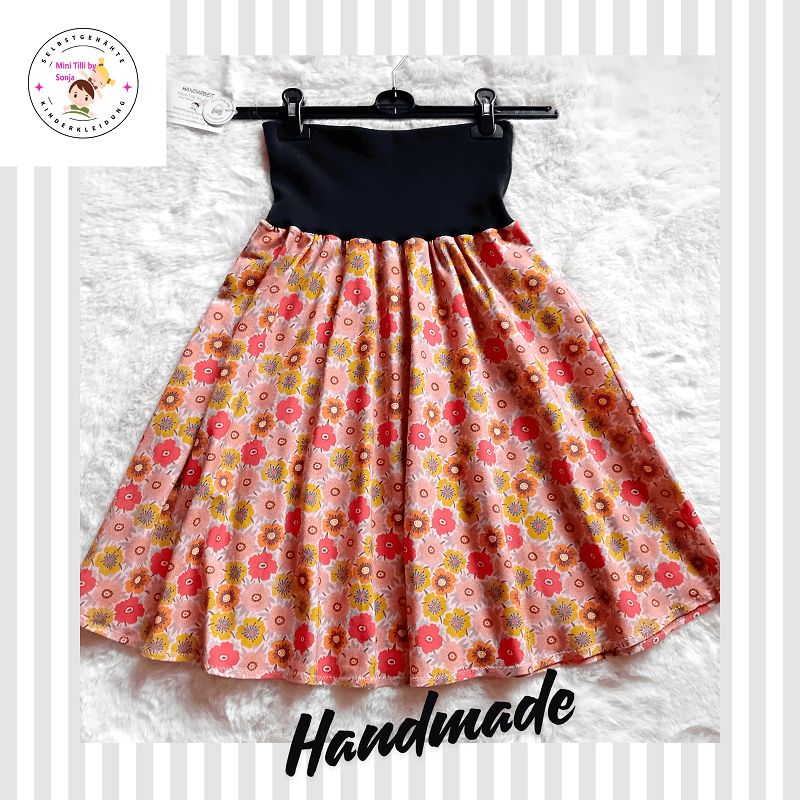 Damenrock Tellerrock  LITTLE FLOWERS  in Universal Gr. 40-44