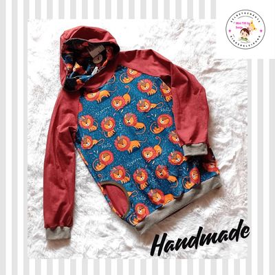 Kapuzenpullover Jungen LION KING in Gr. 134