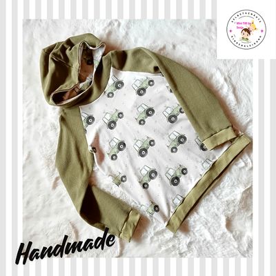 Kapuzenpullover Jungen TRAKTOREN in Gr. 128