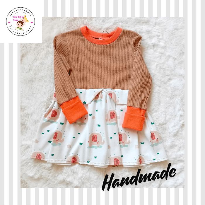 Girly Sweater GROSSE TIERE in Gr. 98