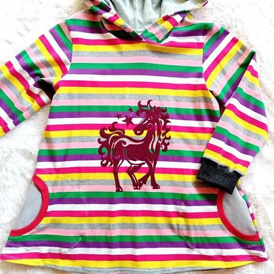 Kapuzenpullover Kinder Hoodie ZAUBERPFERD in Gr. 116