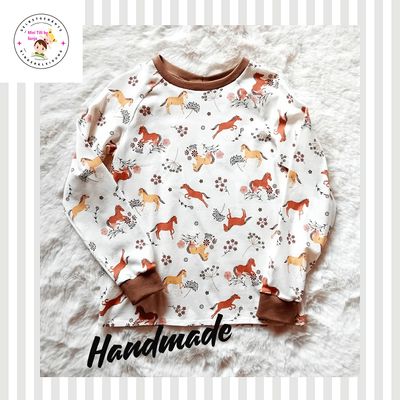 Langarmshirt Kinder PFERDE  in Gr. 104 und 122