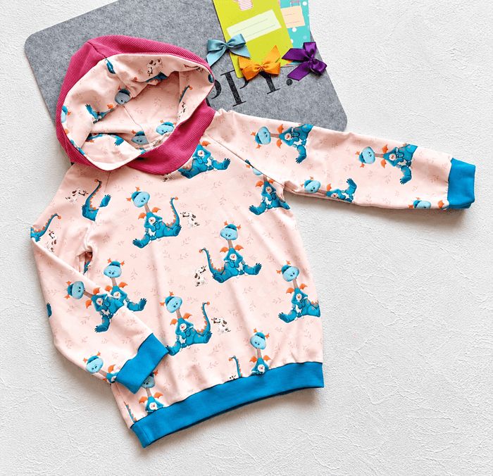 Kapuzenpullover Kinder Hoodie DRACHENKIND in Gr. 110 Kapuzenpullover Kinder Hoodie DRACHENKIND in Gr. 110