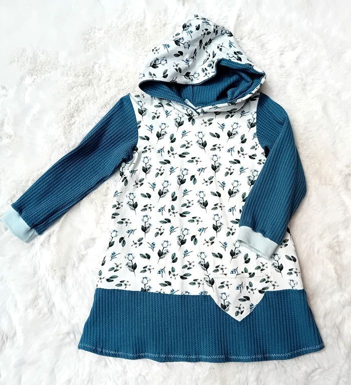 Kapuzenkleid Kinder langarm ROSEN in Gr. 98