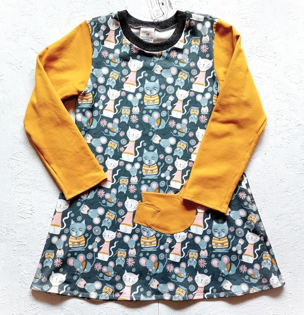 Kinderkleid langarm  KATZEN in Gr. 122