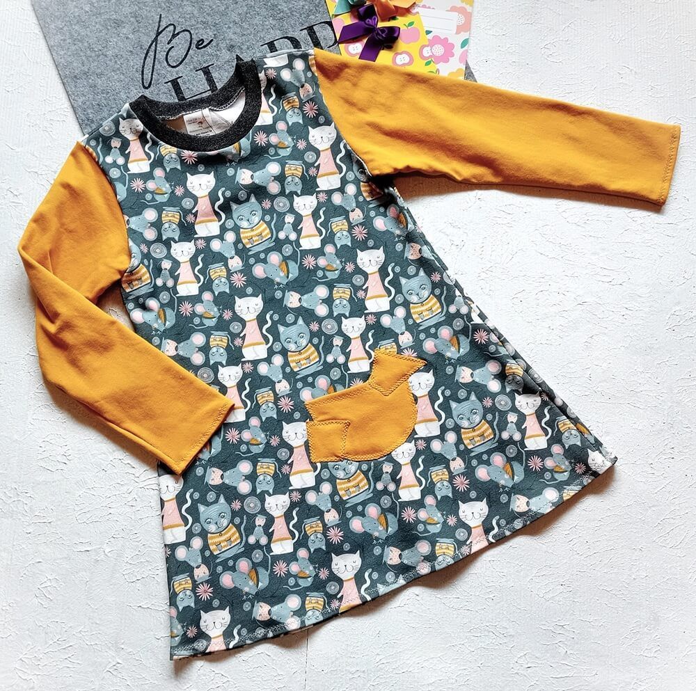 Kinderkleid langarm  KATZEN in Gr. 122