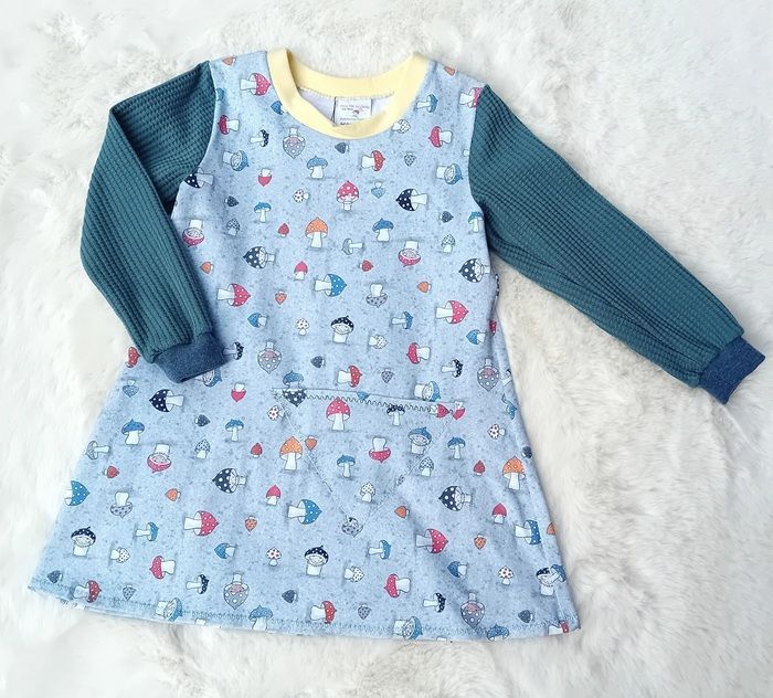 Kinderkleid langarm PILZEWIESE in Gr. 98