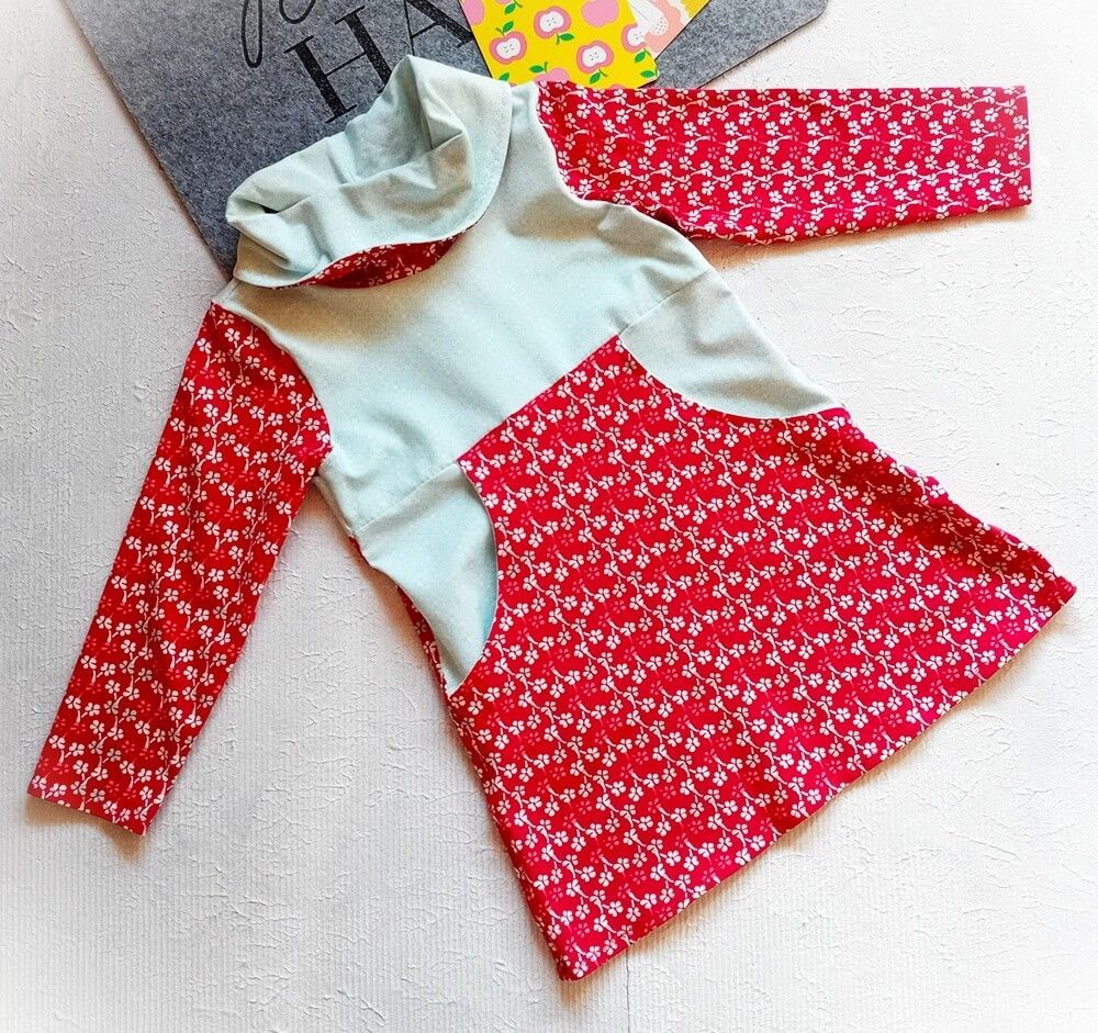 Kinderkleid langarm RINGELREIHEN in Gr. 98 Kinderkleid langarm RINGELREIHEN in Gr. 98