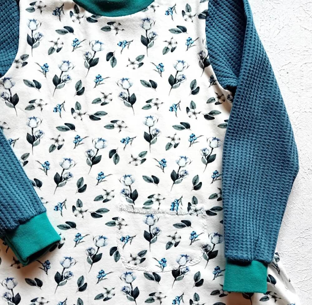 Kinderkleid langarm ROSEN in Gr. 104