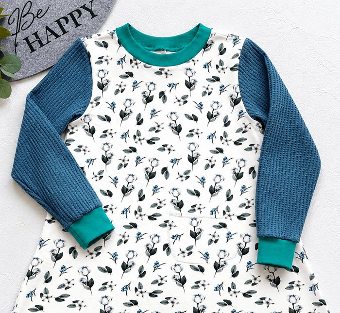 Kinderkleid langarm ROSEN in Gr. 104