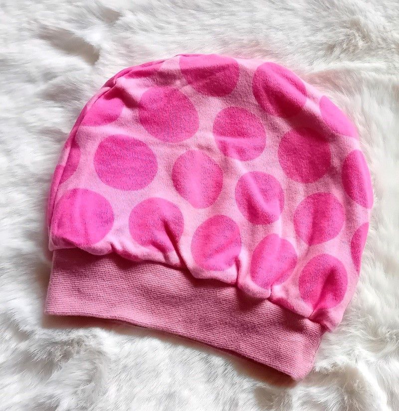 Baby Beanie PUNKTE SCHMETTERLING / 9-12 Monate