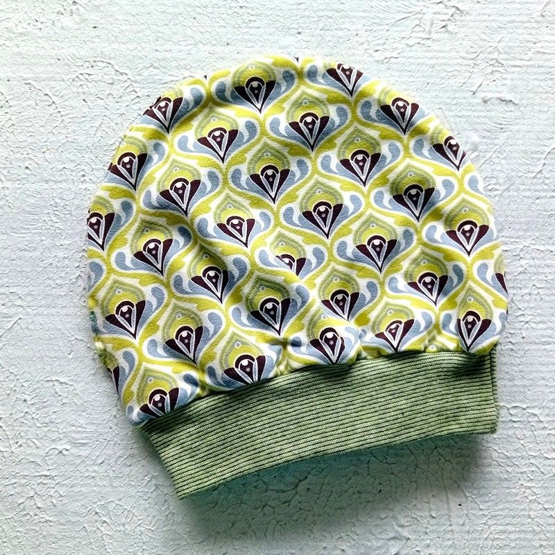 Kinder Beanie  BLUMENTANZ / 12-18 Monate