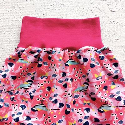 Kindershorts BEEREN in Gr. 80-92