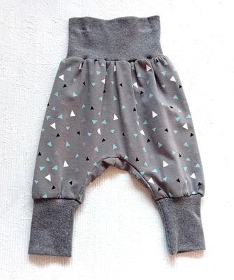 Baby Pumphose DREIECKE in Gr. 62/68