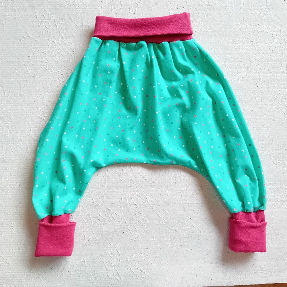 Baby Pumphose PUNKTE in Gr. 74/80