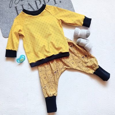 Baby Set Pumphose und Pullover WALDTIERE in Gr. 68/74 Baby Set Pumphose und Pullover WALDTIERE in Gr. 68/74