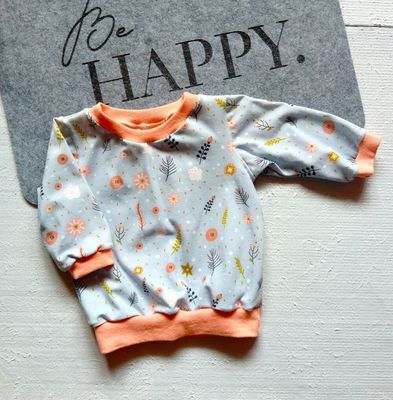 Baby Pullover GRAS & BLUMEN in Gr. 68 Baby Pullover GRAS & BLUMEN in Gr. 68