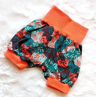 Babyshorts KUNTERBUNT in Gr. 68 - 92
