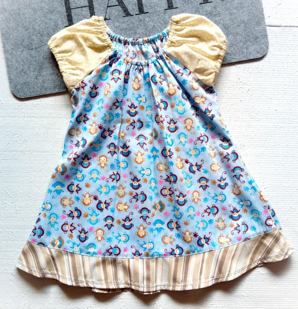 Baby Sommerkleid AFFENPARTY in Gr. 74/80 Baby Sommerkleid AFFENPARTY in Gr. 74/80