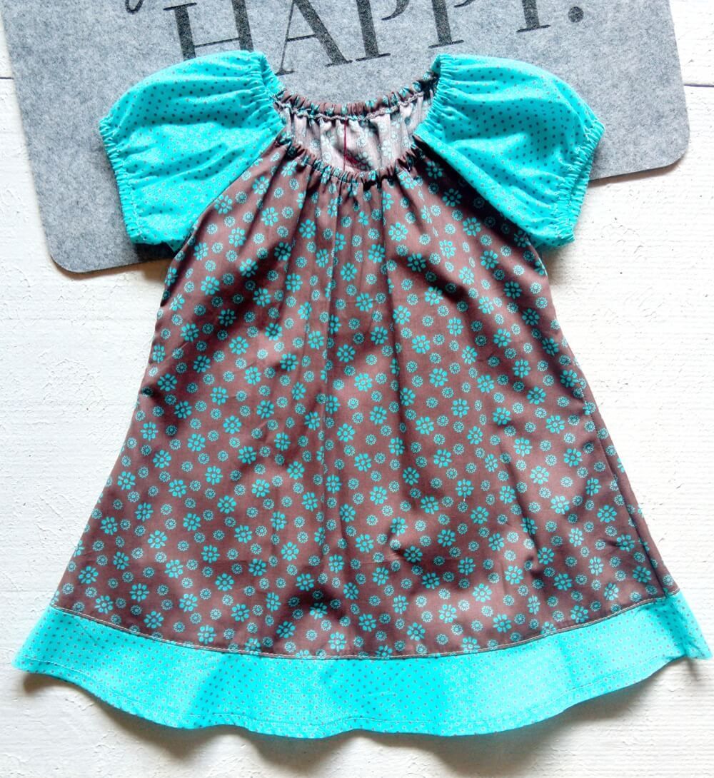 Baby Sommerkleid BLUMEN in Gr. 74/80 Baby Sommerkleid BLUMEN in Gr. 74/80
