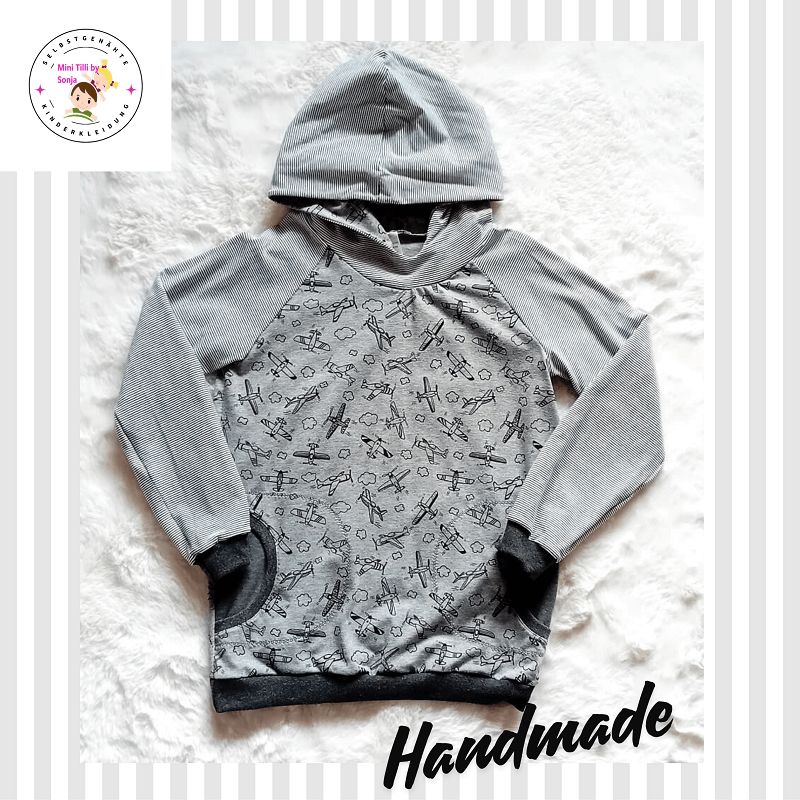 Kapuzenpullover Jungen  FLUGZEUGE in Gr. 128