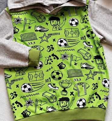 Kapuzenpullover Jungen FUSSBALL in Gr. 92