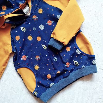Kapuzenpullover Jungen GALAXY in Gr. 104 und 116