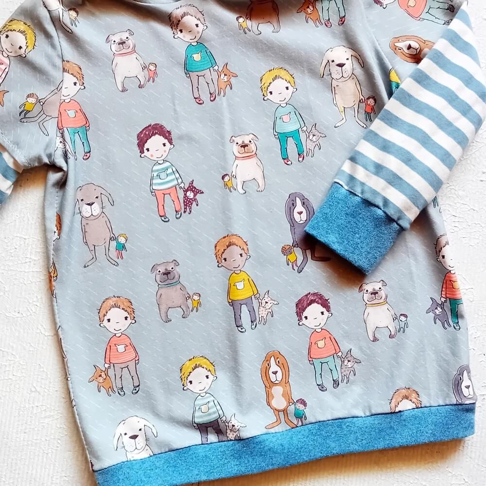 Kapuzenpullover Jungen  HUNDE in Gr. 110/116