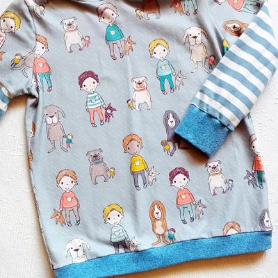 Kapuzenpullover Jungen HUNDE in Gr. 110/116