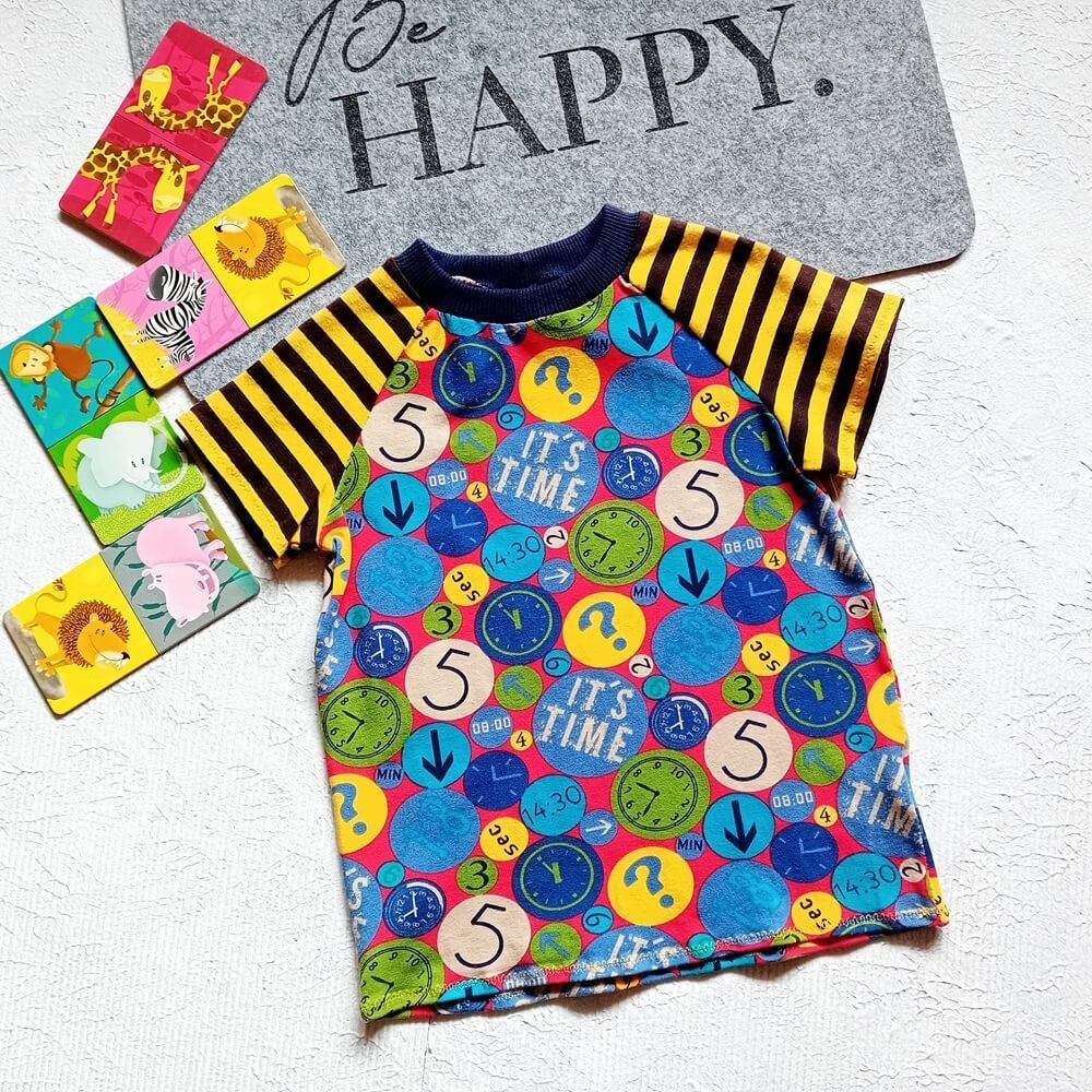 Kinder T-Shirt UHREN in Gr. 98 - 116 Kinder T-Shirt UHREN in Gr. 98 - 116