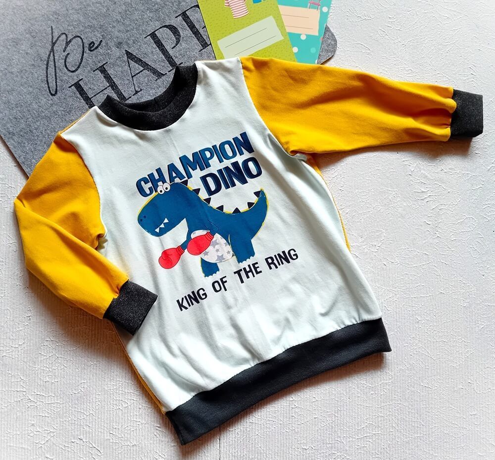 Jungen Pullover DINO CHAMPION in Gr. 98 Jungen Pullover DINO CHAMPION in Gr. 98
