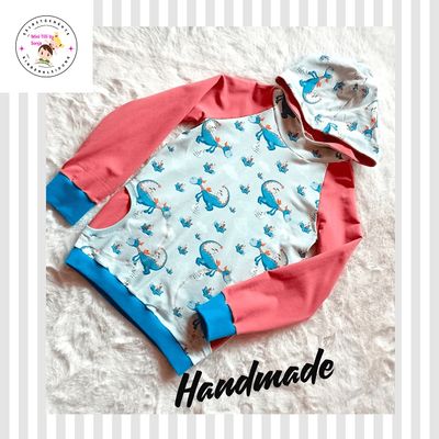 Kapuzenpullover Kinder Hoodie DRACHENAUSFLUG in Gr. 134