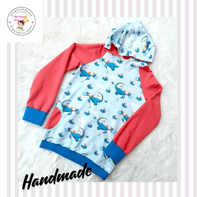 Kapuzenpullover Kinder Hoodie DRACHENAUSFLUG in Gr. 134