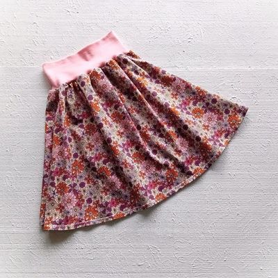 Kinderrock Tellerrock BLUMENFREUDE in Gr. 122/128