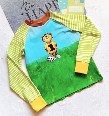 Langarmshirt Jungen JANOSCH FUSSBALL in Gr. 128 Langarmshirt Jungen JANOSCH FUSSBALL in Gr. 128