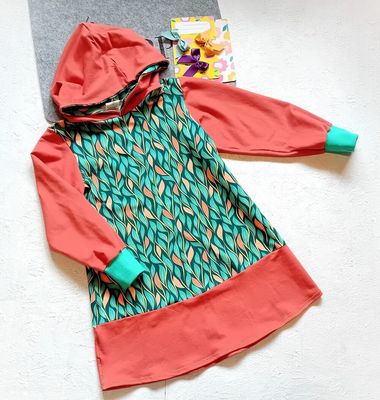 Kapuzenkleid Kinder langarm BLATTRANKEN in Gr. 122