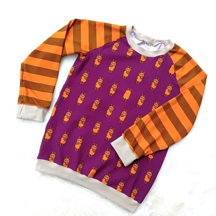 Kinderpullover langarm DIE MAUS beere in Gr. 128