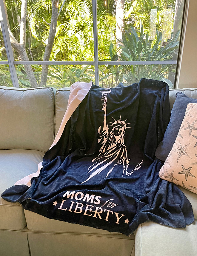 Lady Liberty Throw Blanket