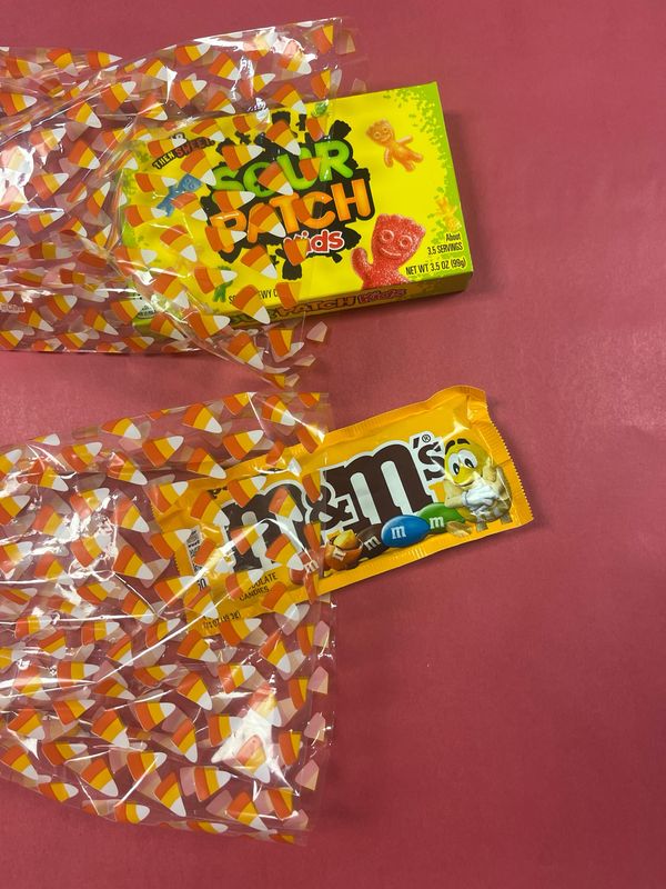 Candy Bar - in Halloween Themed Clear Sack