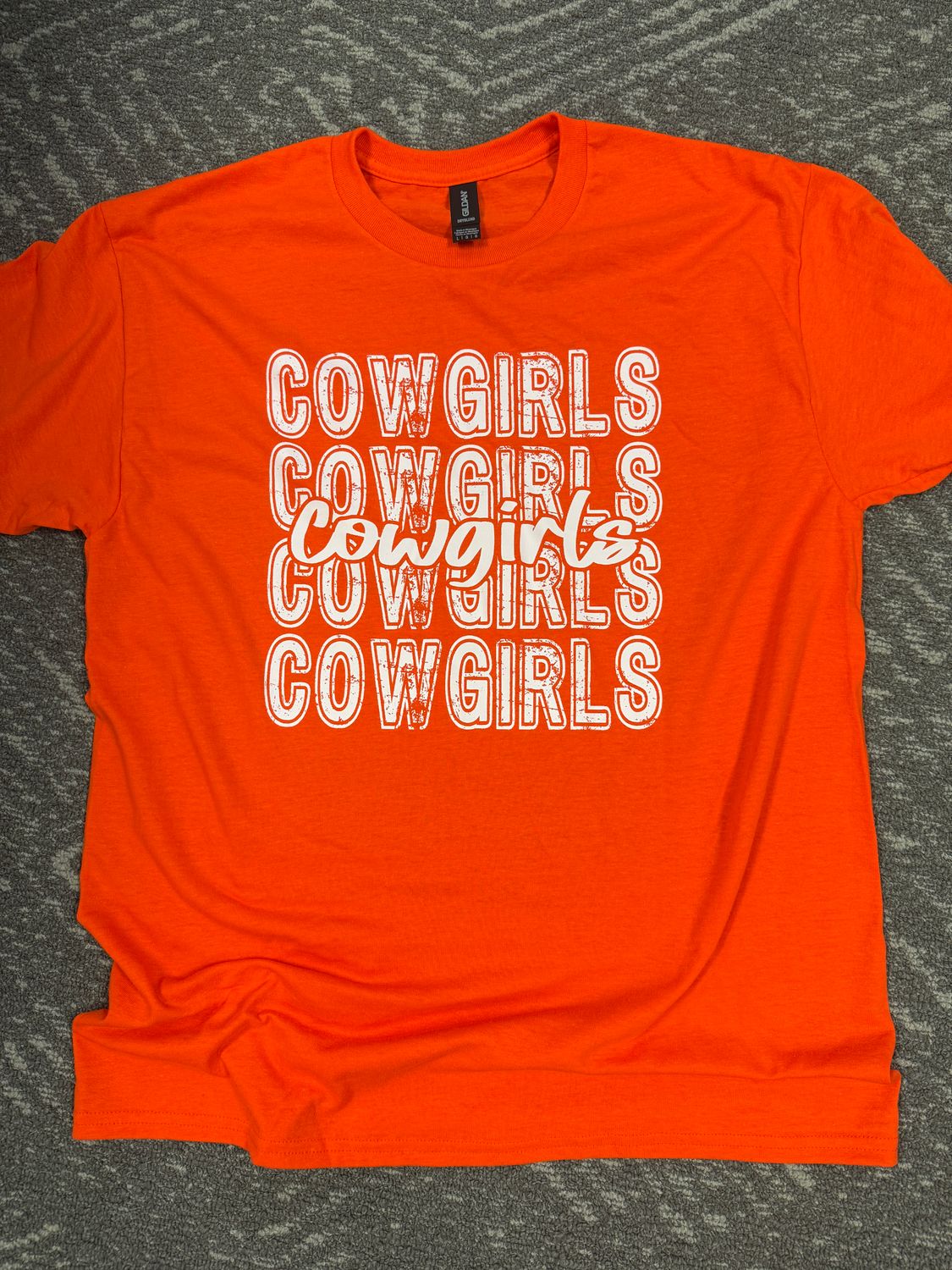 WHITE COWGIRLS REPEAT TSHIRT ORANGE 8000