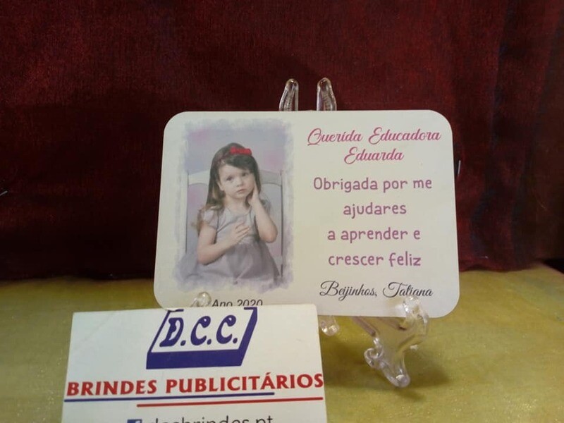 Placa com foto