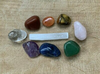 Chakra set including 9 different crystal energies